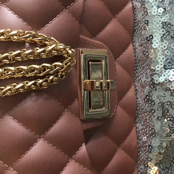 Pretty In Pink Cocktail Purse - Picture 5 of 7